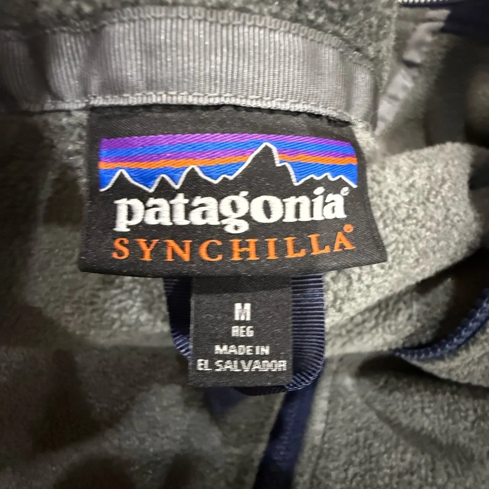 Patagonia Men's Lightweight Synchilla Snap-T Vest Gray with Navy Blue Medium